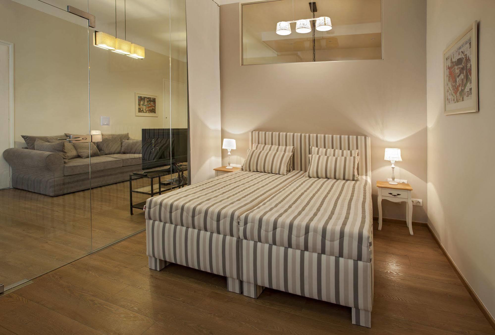 Corto Old Town Hotel 3*