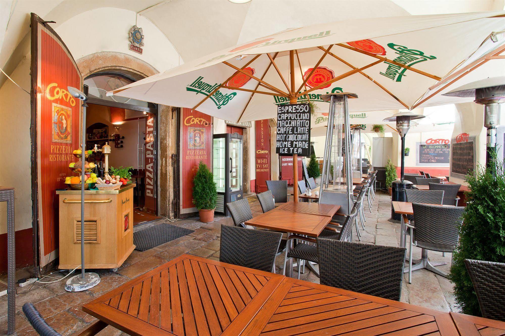 Hotel Corto Old Town 3*