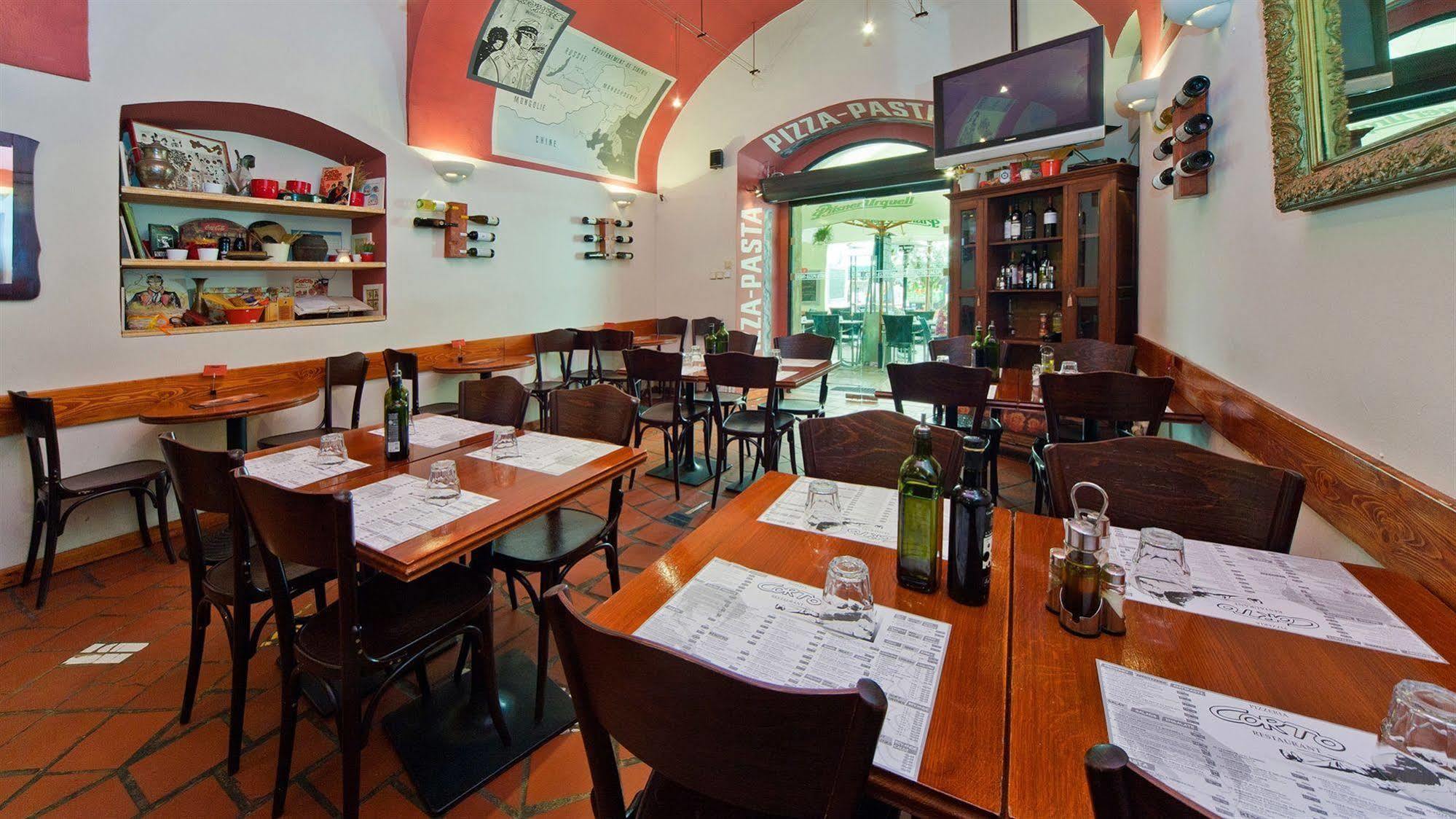 Corto Old Town 3* Praha