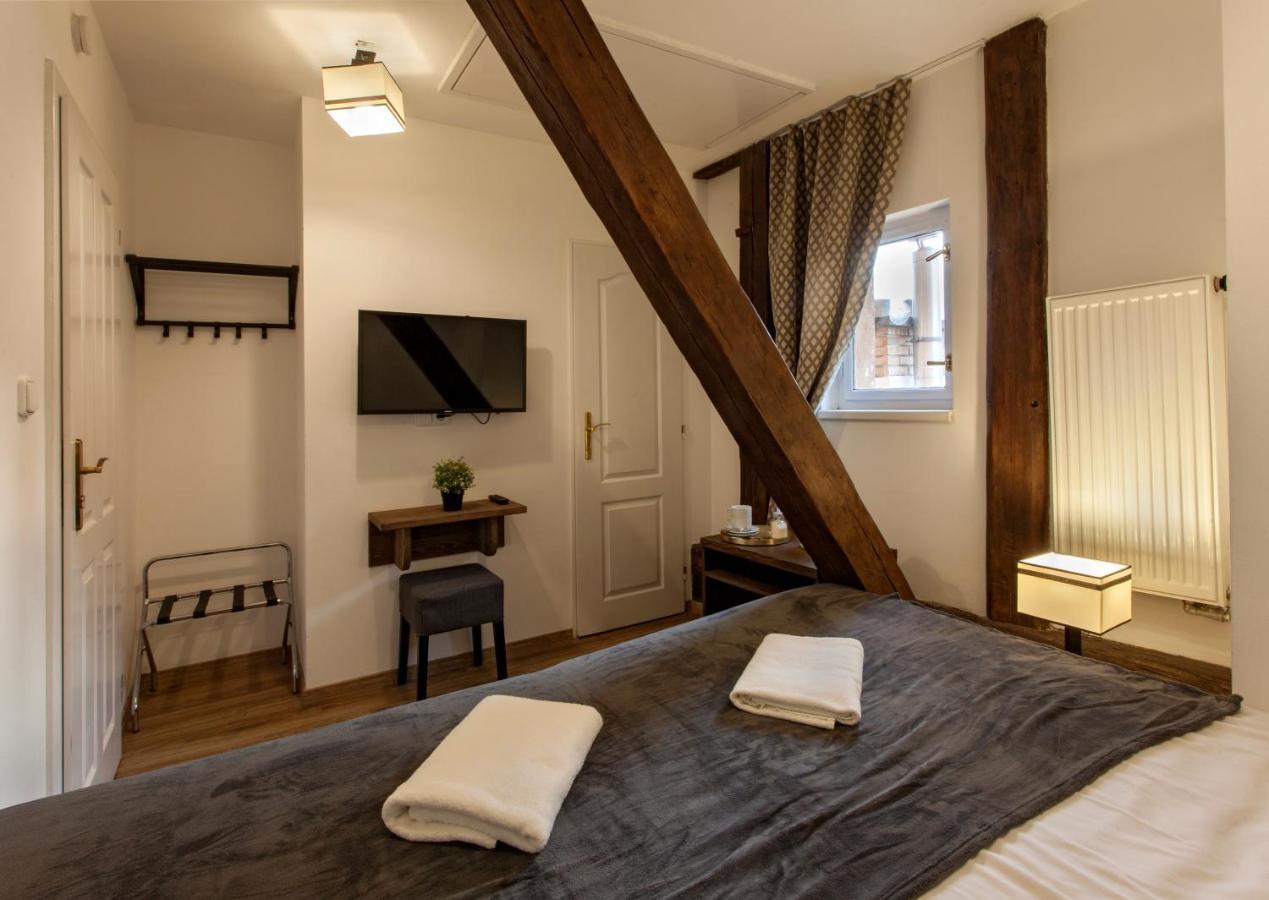 Corto Old Town Hotel